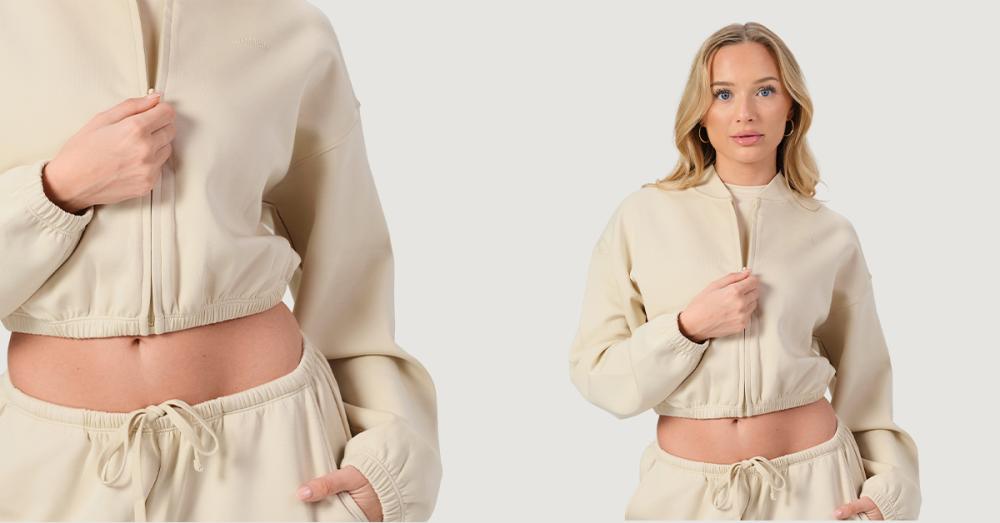 Women‘s NEO Zip-Up Sweatshirt Almond - GymBeam