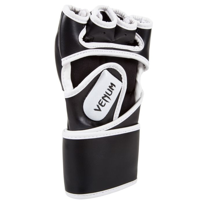 Rukavice Challenger MMA Black - Venum