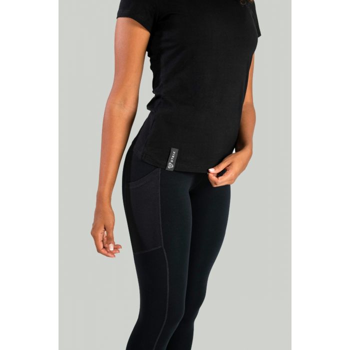Women‘s Essential Tee Black - STRIX XL