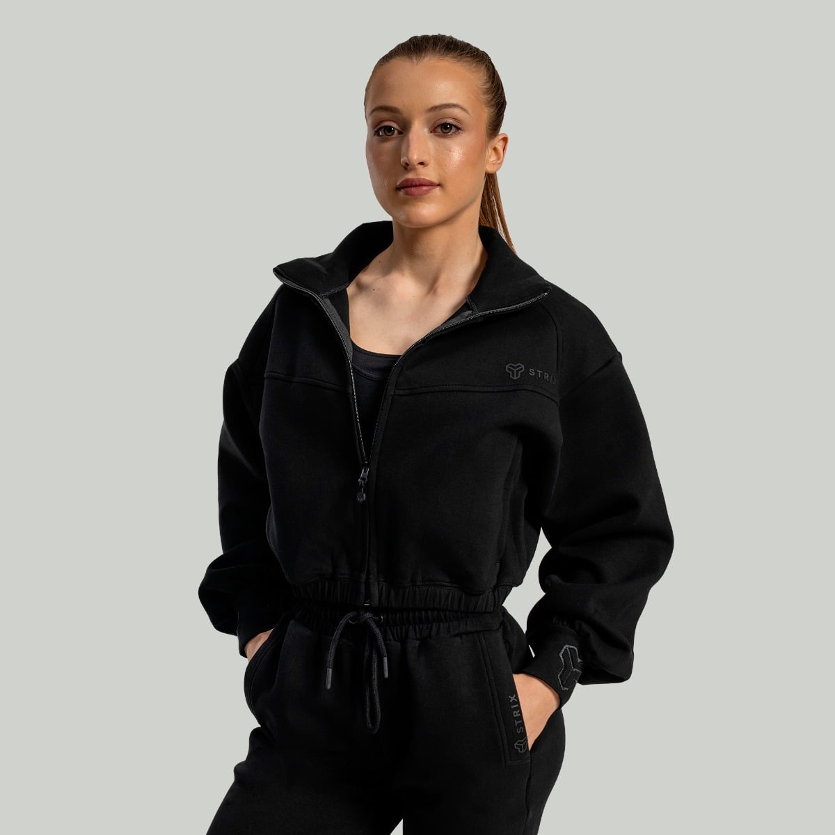 Women‘s Lunar Zip-Up Jacket Black - STRIX