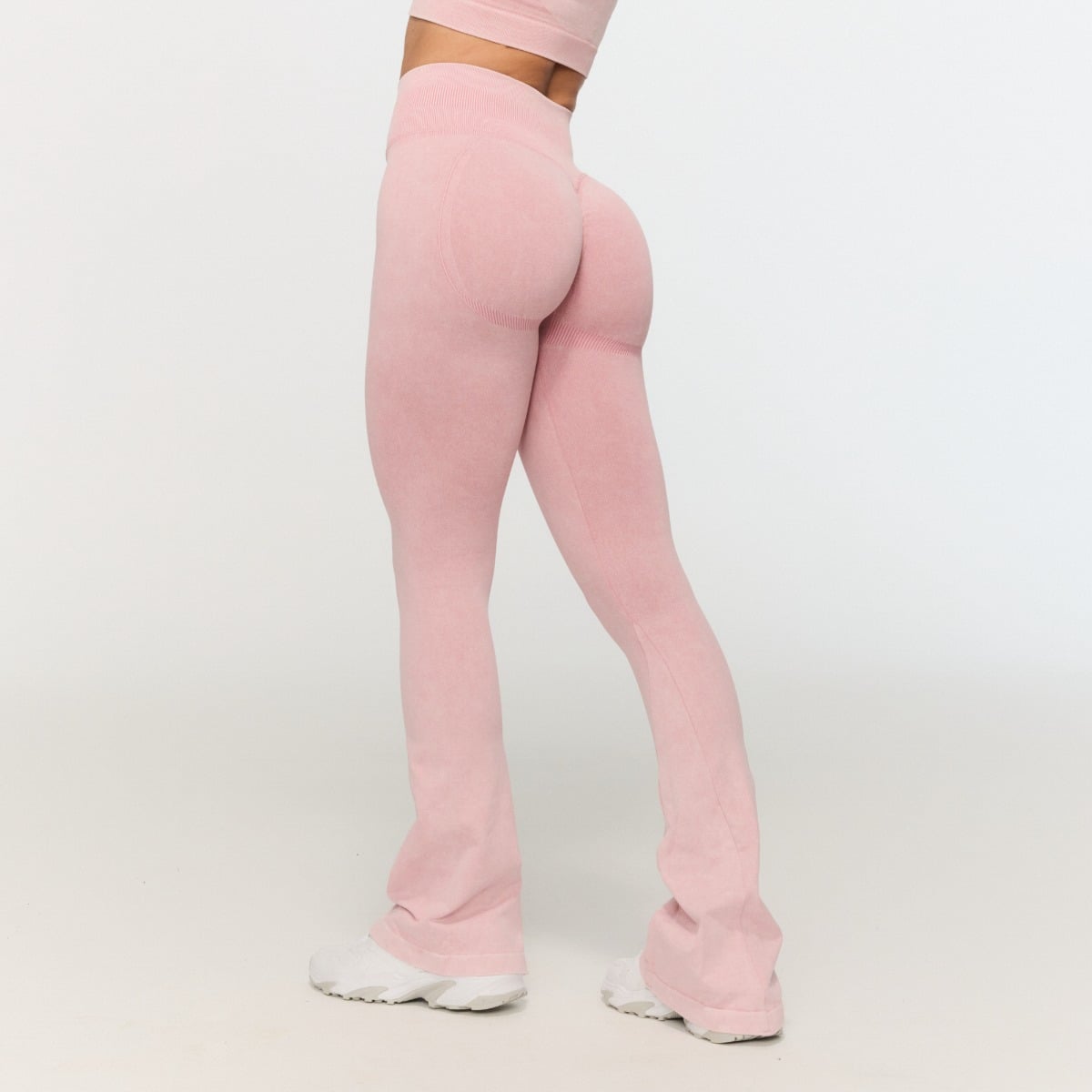 Ženske bešavne hlače Fierce Baby Pink - GymBeam