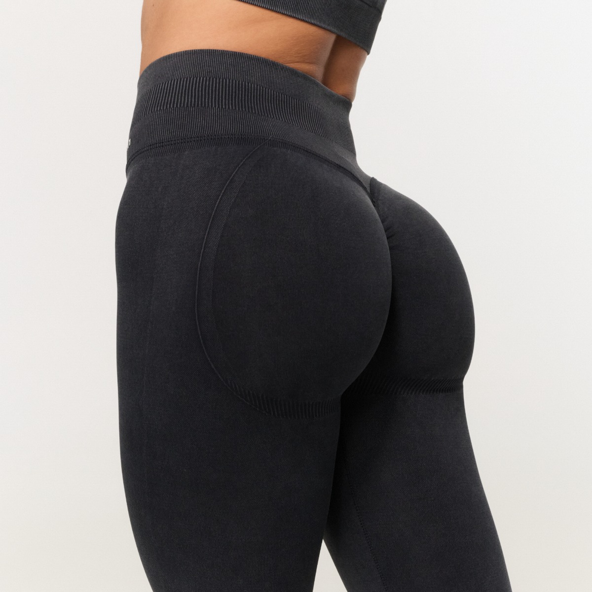 Ženske bešavne hlače Fierce Dark Grey - GymBeam