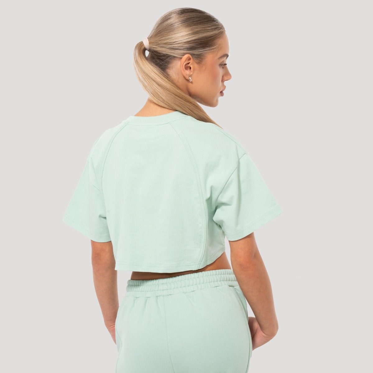 Women‘s Mochi Cropped T-Shirt Green - GymBeam